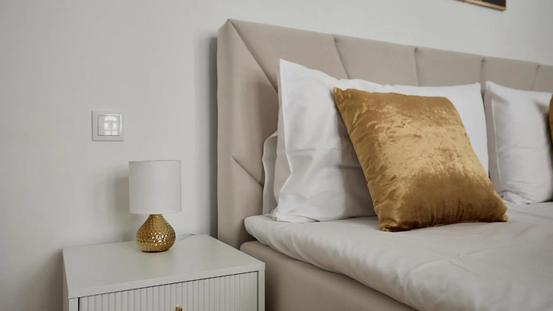 City Stay Vienna - Volkstheater Austria